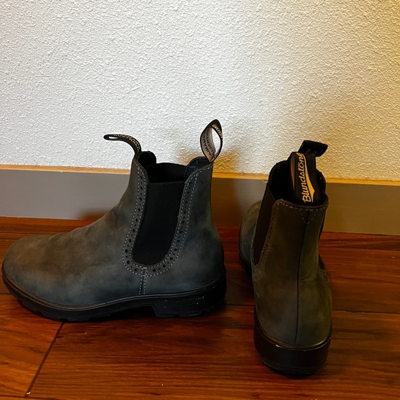 high top blundstones